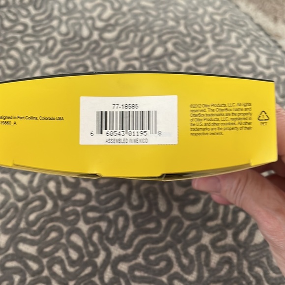 Otter Box Defender Rugged Protection phone case - Picture 3 of 3